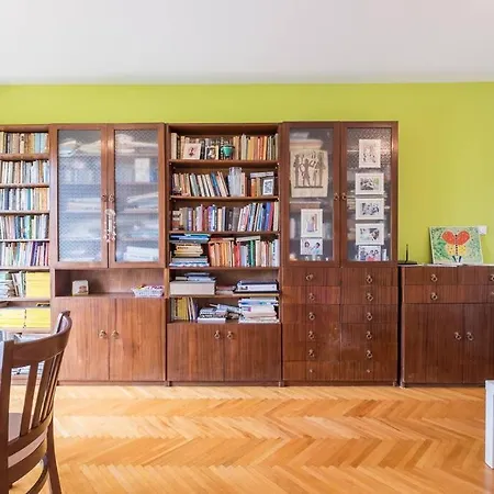 Beautiful Flat In Location By Flat Mаnager