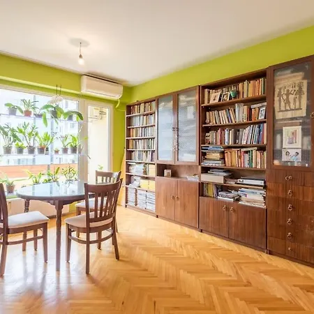 Beautiful Flat In Location By Flat Mаnager Apartment